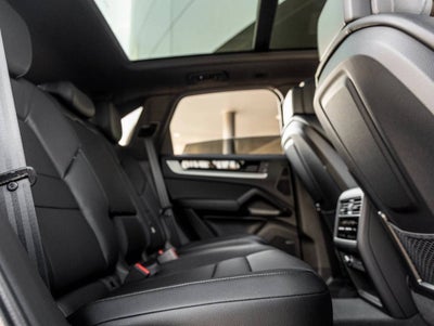 2025 Porsche Cayenne E-Hybrid