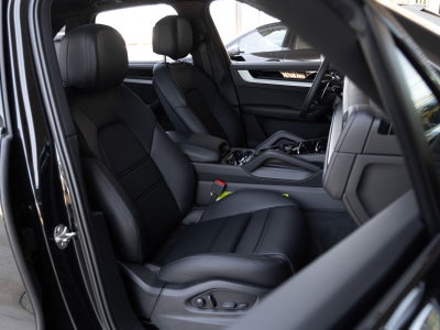 2025 Porsche Cayenne E-Hybrid