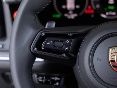 2025 Porsche Cayenne E-Hybrid