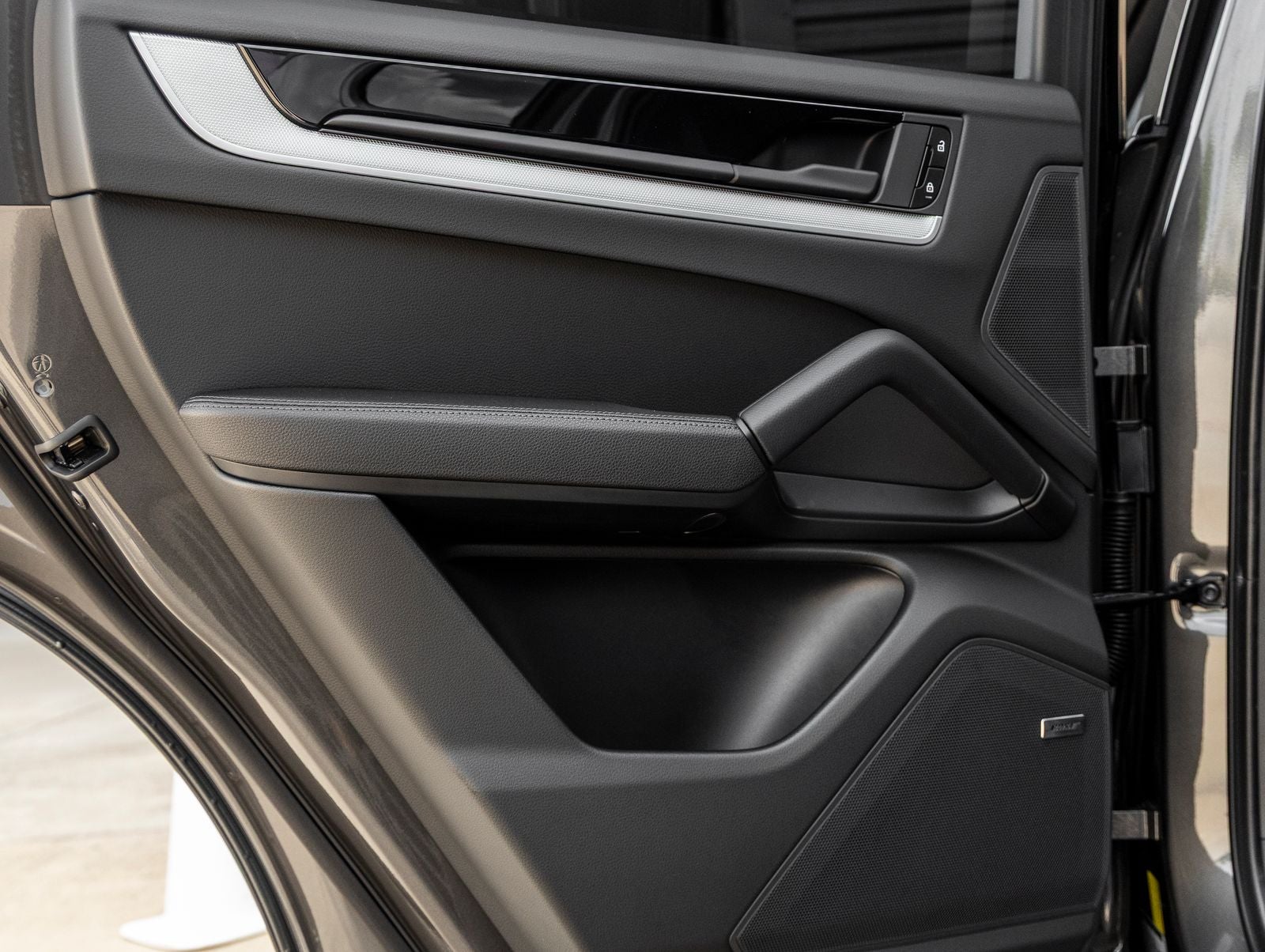 2025 Porsche Cayenne E-Hybrid