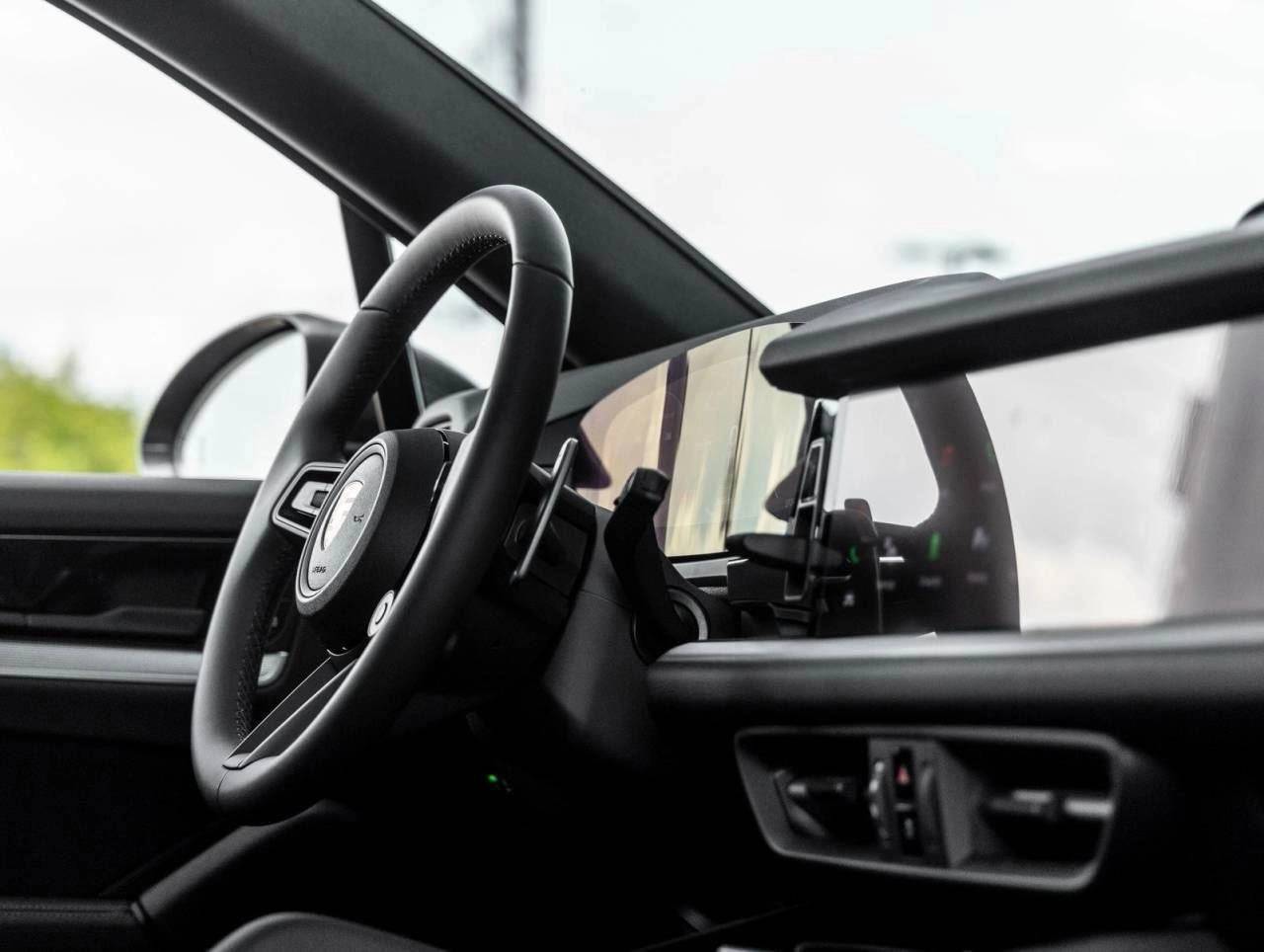 2025 Porsche Cayenne E-Hybrid