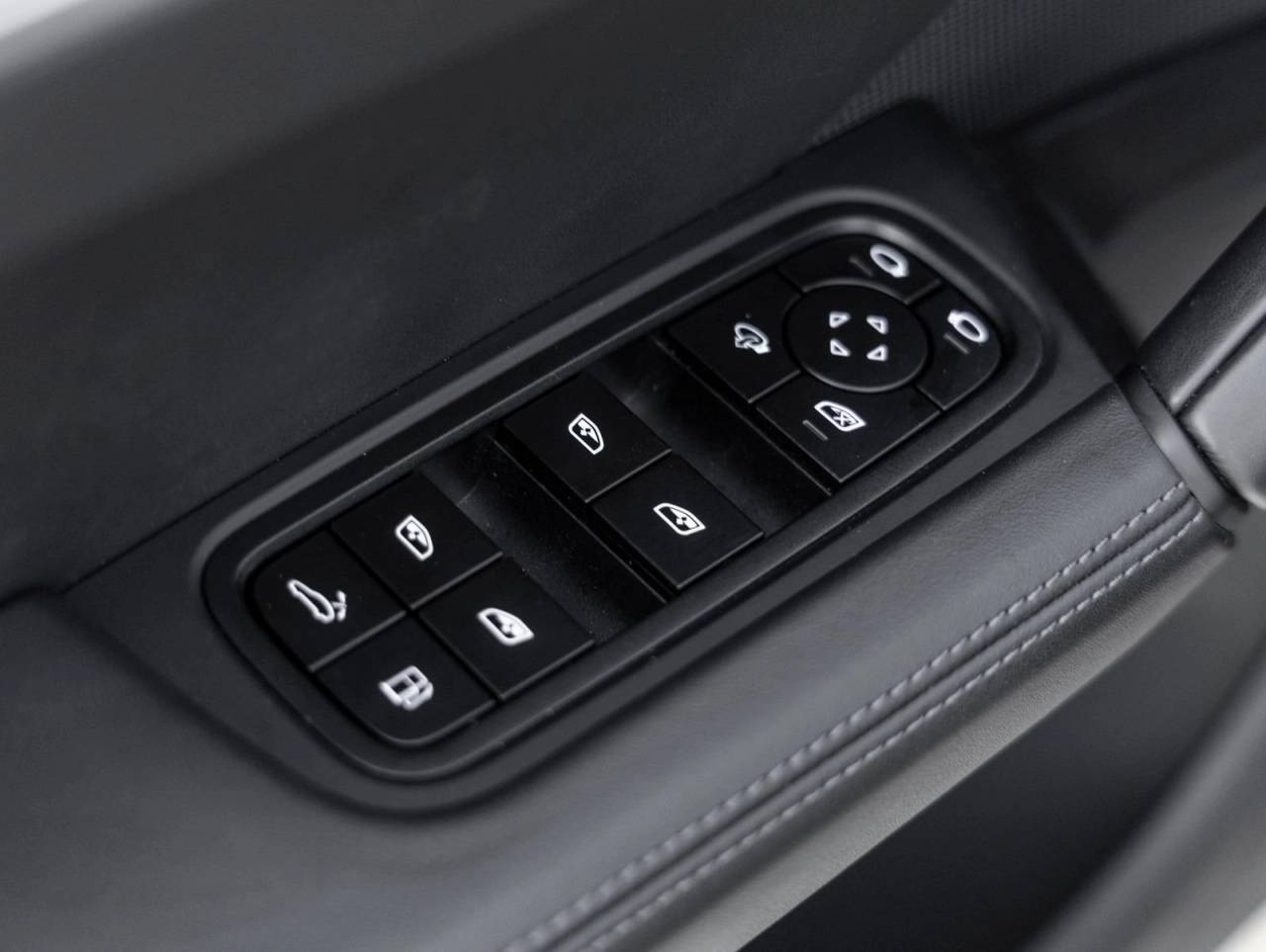 2024 Porsche Cayenne Cayenne E-Hybrid