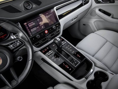 2025 Porsche Macan Macan GTS