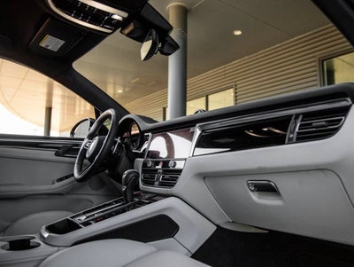 2025 Porsche Macan Macan GTS