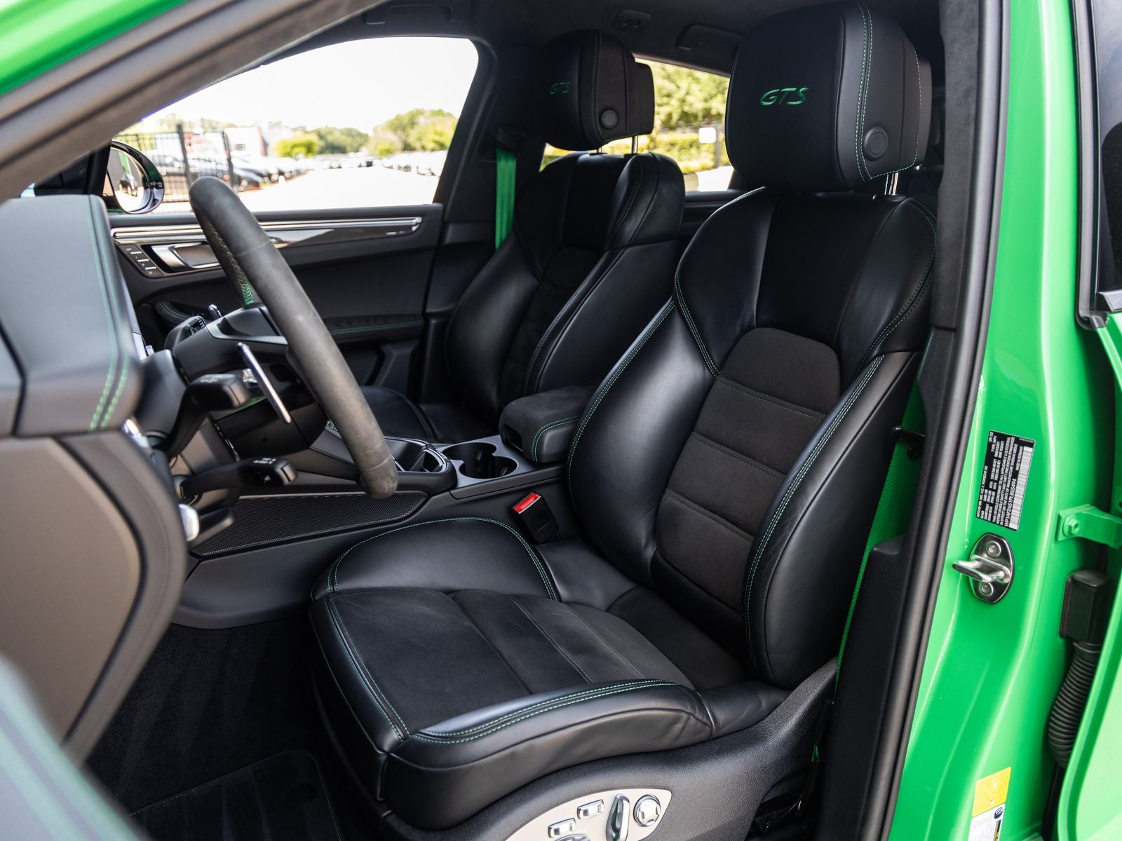 2023 Porsche Macan GTS