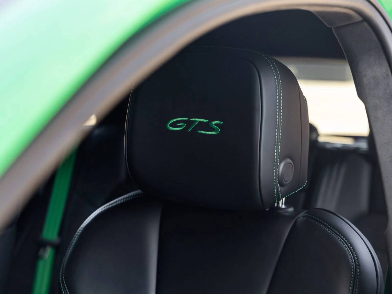 2023 Porsche Macan GTS