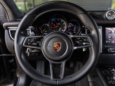 2017 Porsche Macan Turbo w/ Performance Package