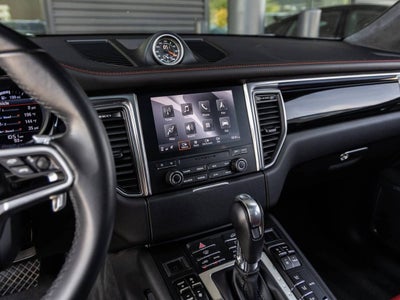 2017 Porsche Macan Turbo w/ Performance Package