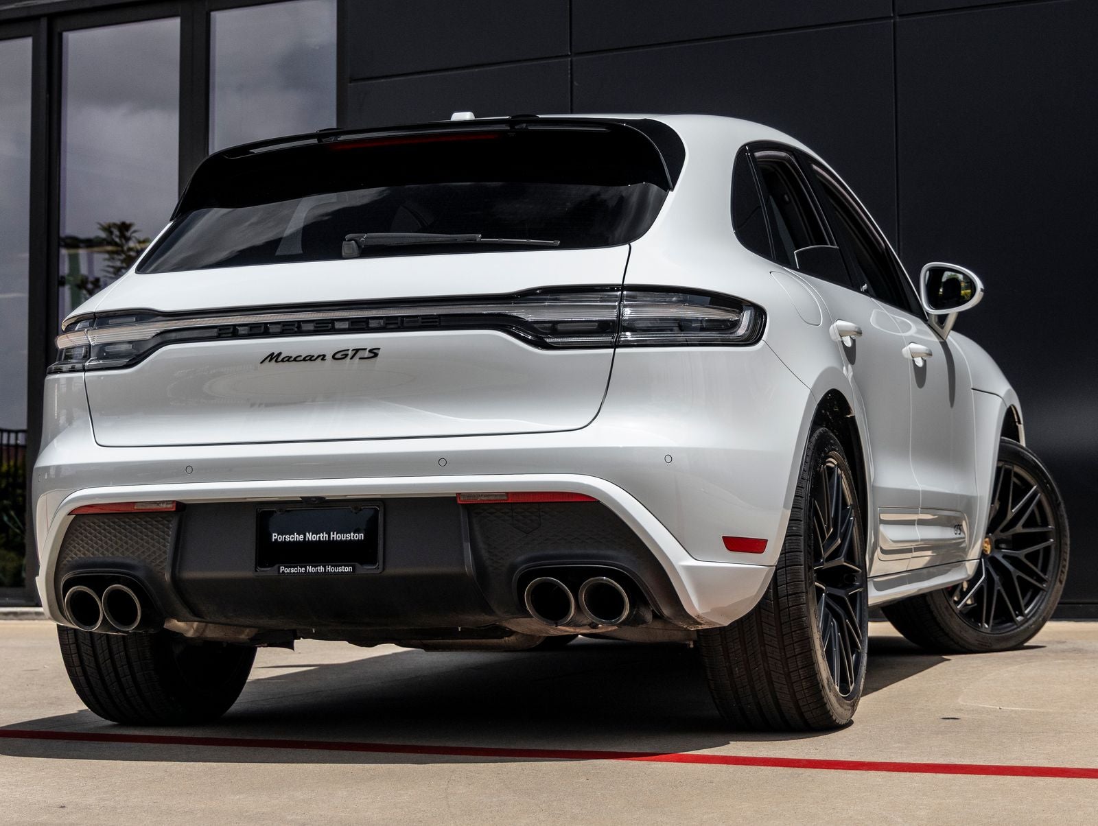 2024 Porsche Macan Macan GTS (MY24)