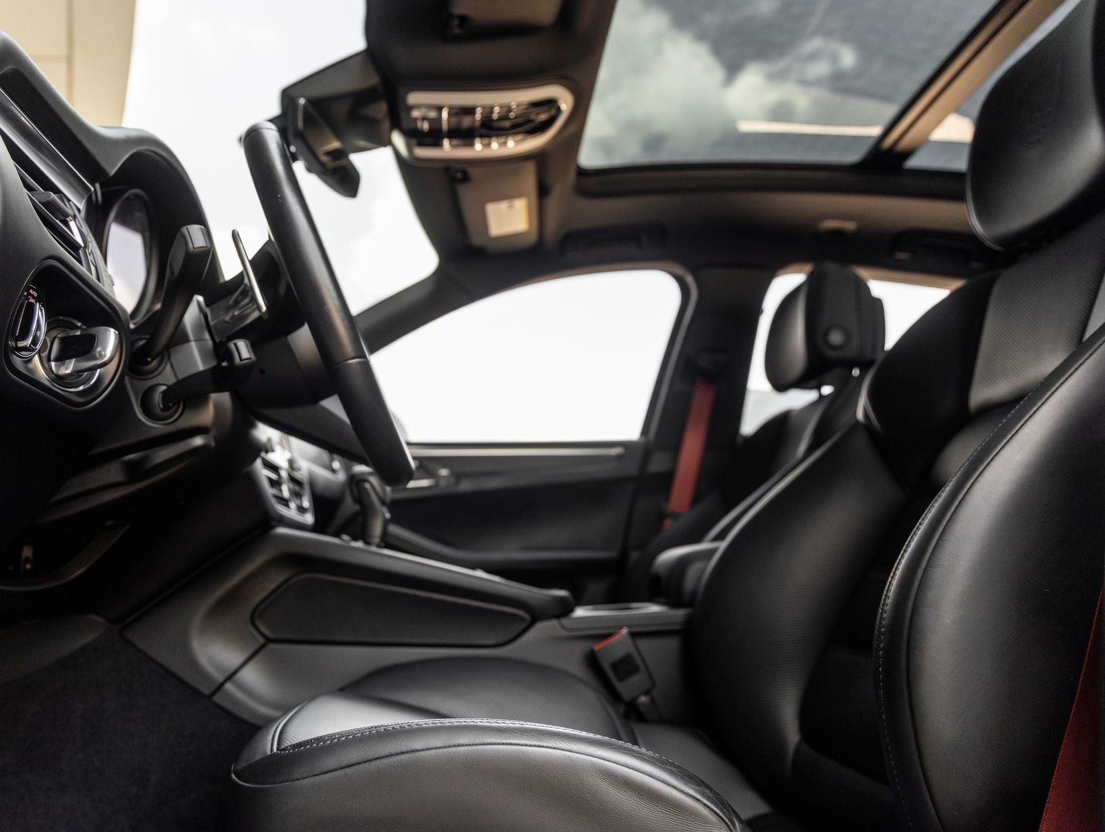2024 Porsche Macan Macan GTS (MY24)