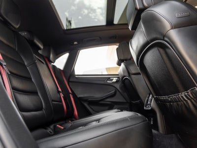 2024 Porsche Macan Macan GTS (MY24)
