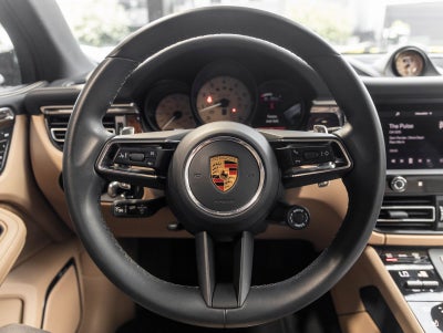 2022 Porsche Macan GTS
