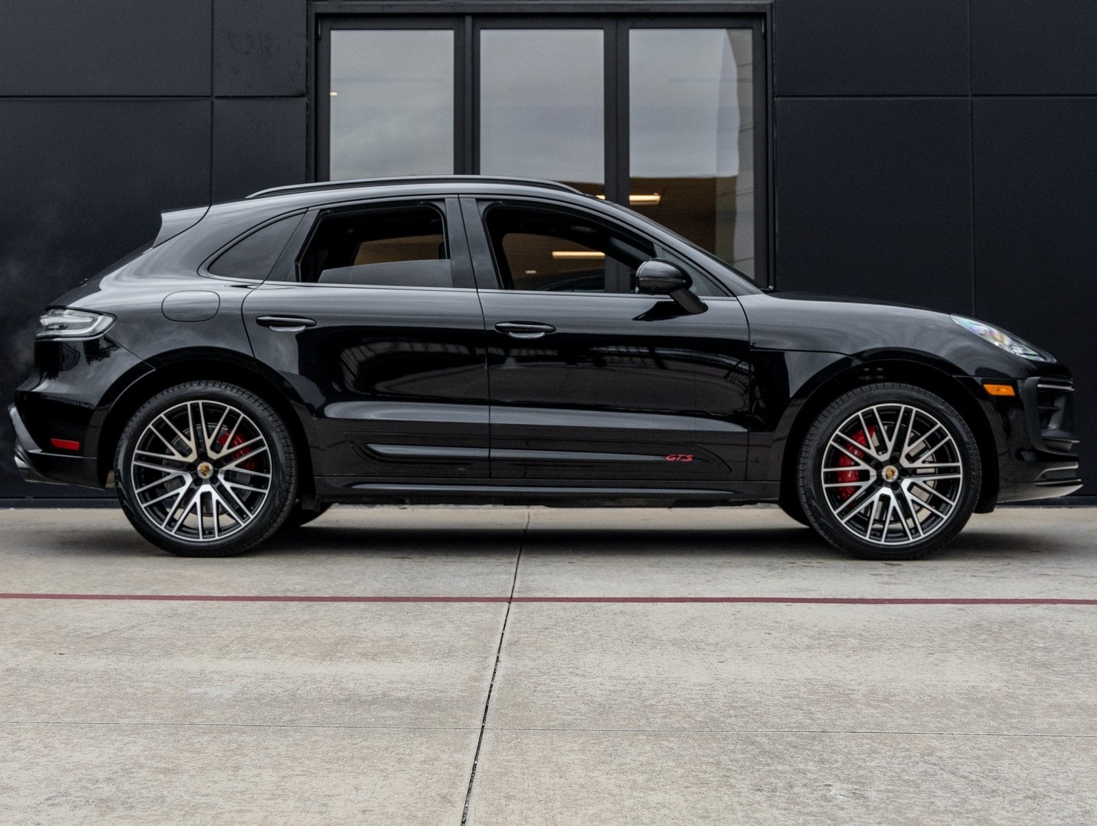 2023 Porsche Macan GTS