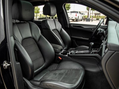 2023 Porsche Macan GTS