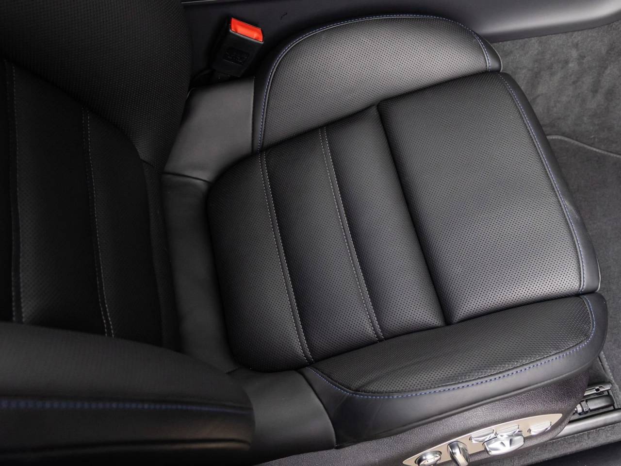 2026 Porsche Macan GTS