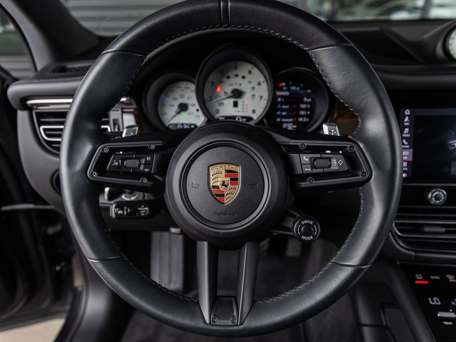 2024 Porsche Macan GTS