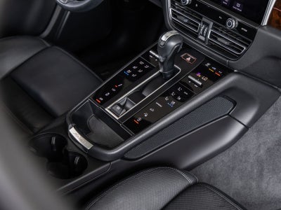 2024 Porsche Macan GTS
