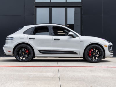 2024 Porsche Macan GTS