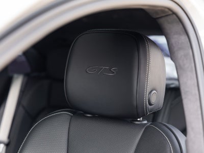 2024 Porsche Macan GTS