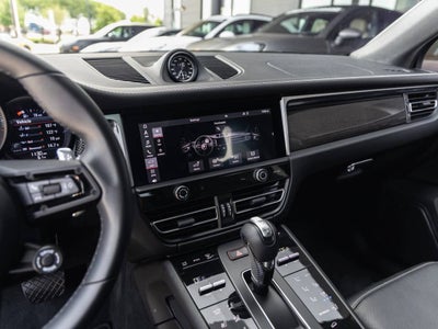2024 Porsche Macan GTS