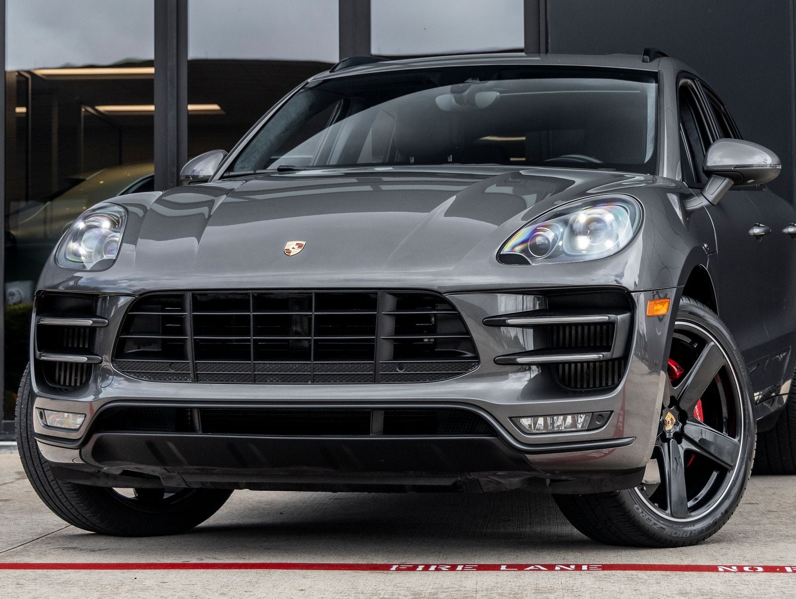 2017 Porsche Macan Turbo
