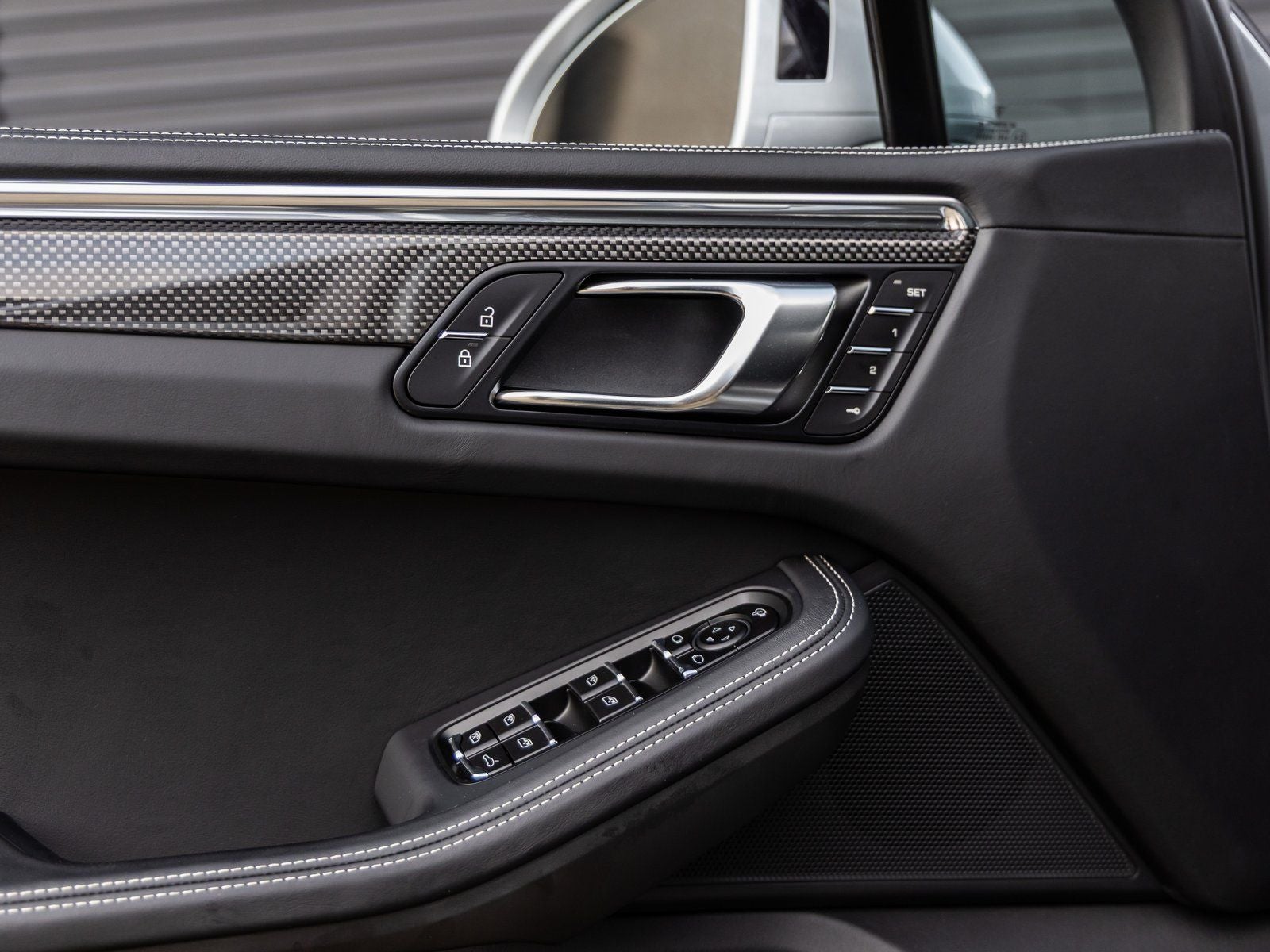 2026 Porsche Macan Macan GTS