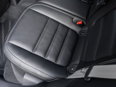 2026 Porsche Macan Macan GTS
