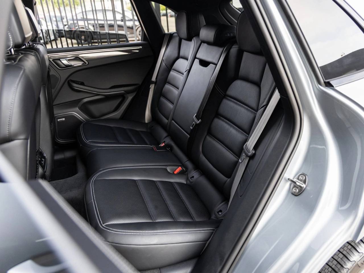 2026 Porsche Macan Macan GTS