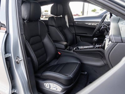 2026 Porsche Macan Macan GTS