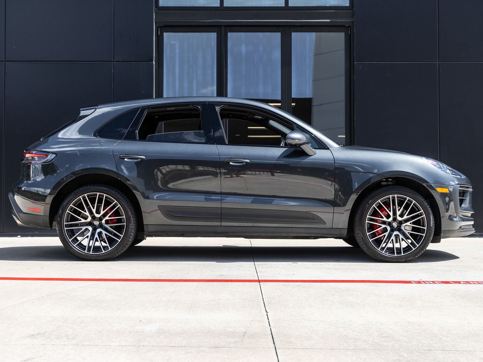 2024 Porsche Macan Macan S (MY24)