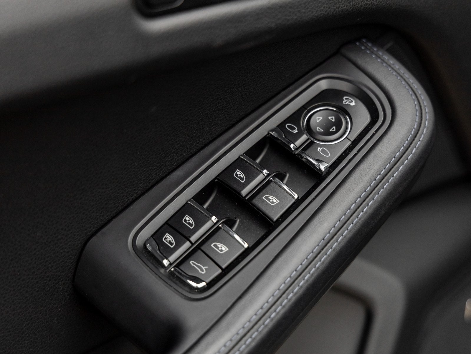 2024 Porsche Macan Macan S (MY24)