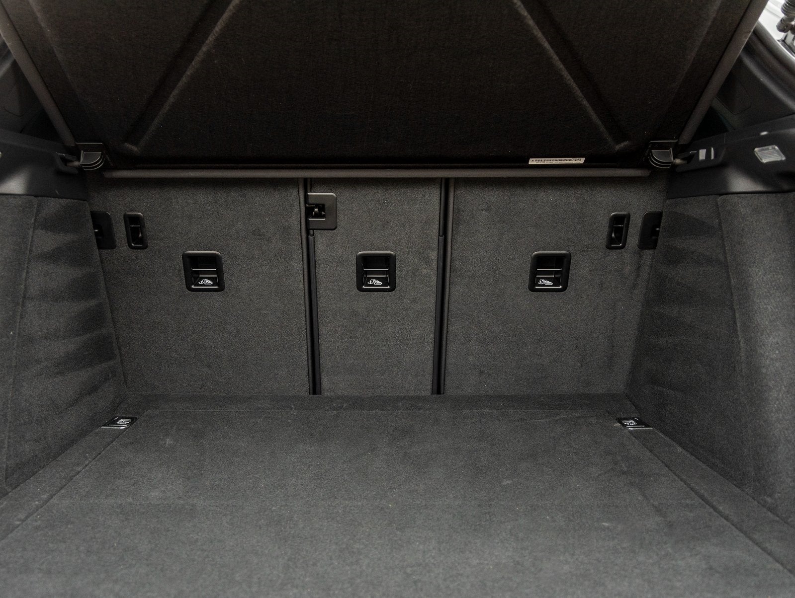 2024 Porsche Macan Macan S (MY24)