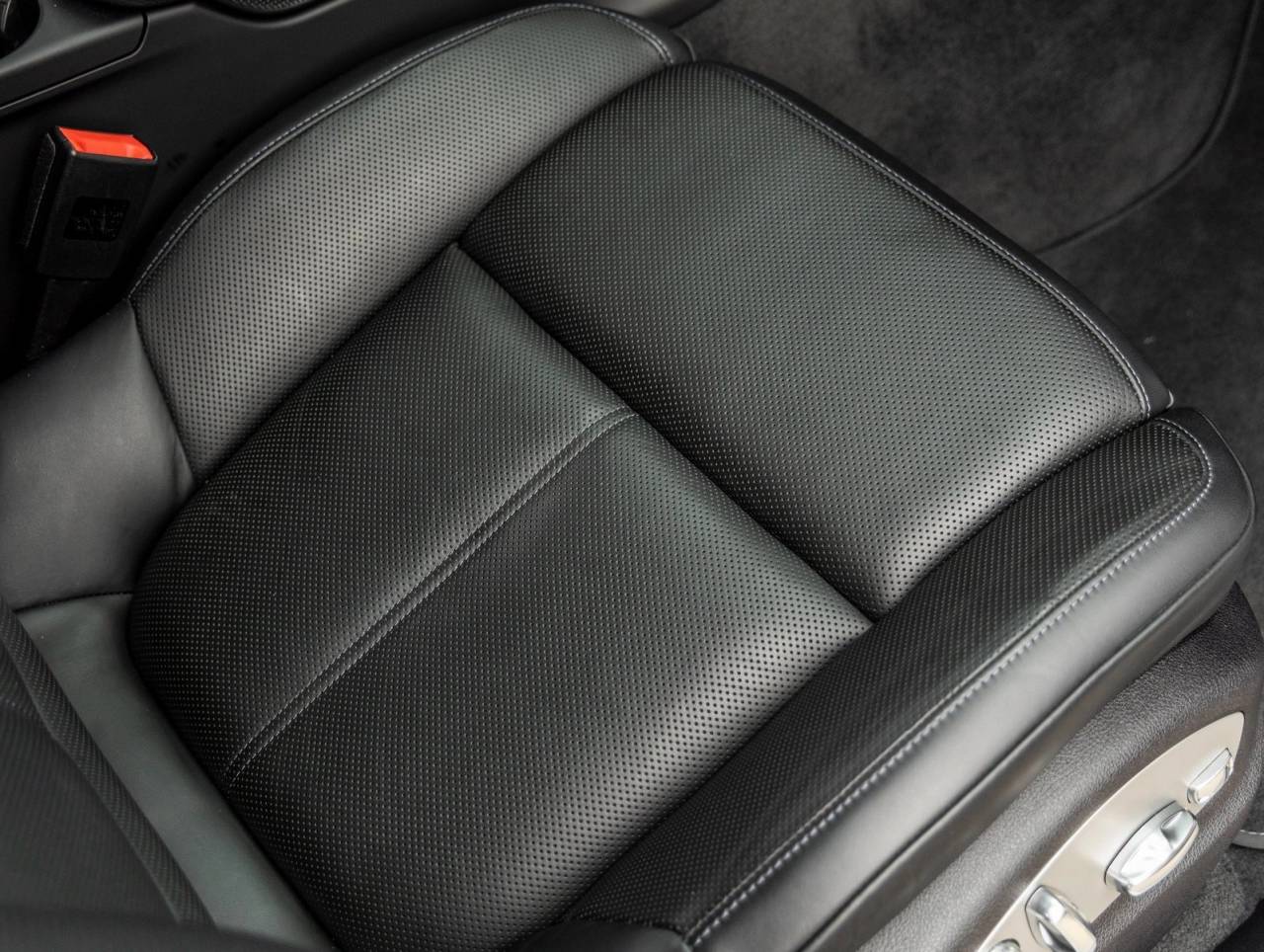 2024 Porsche Macan Macan S (MY24)