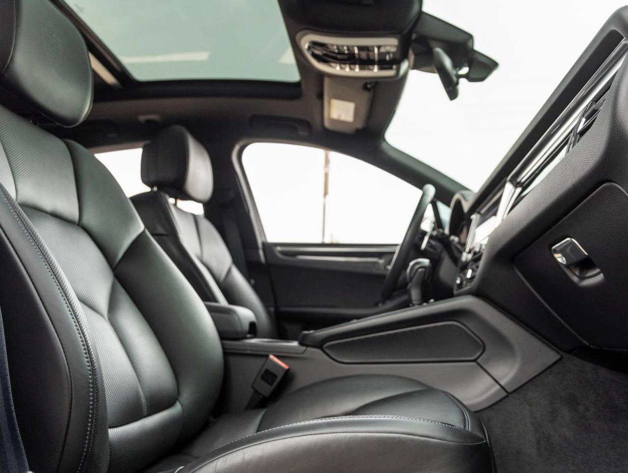 2024 Porsche Macan Macan S (MY24)