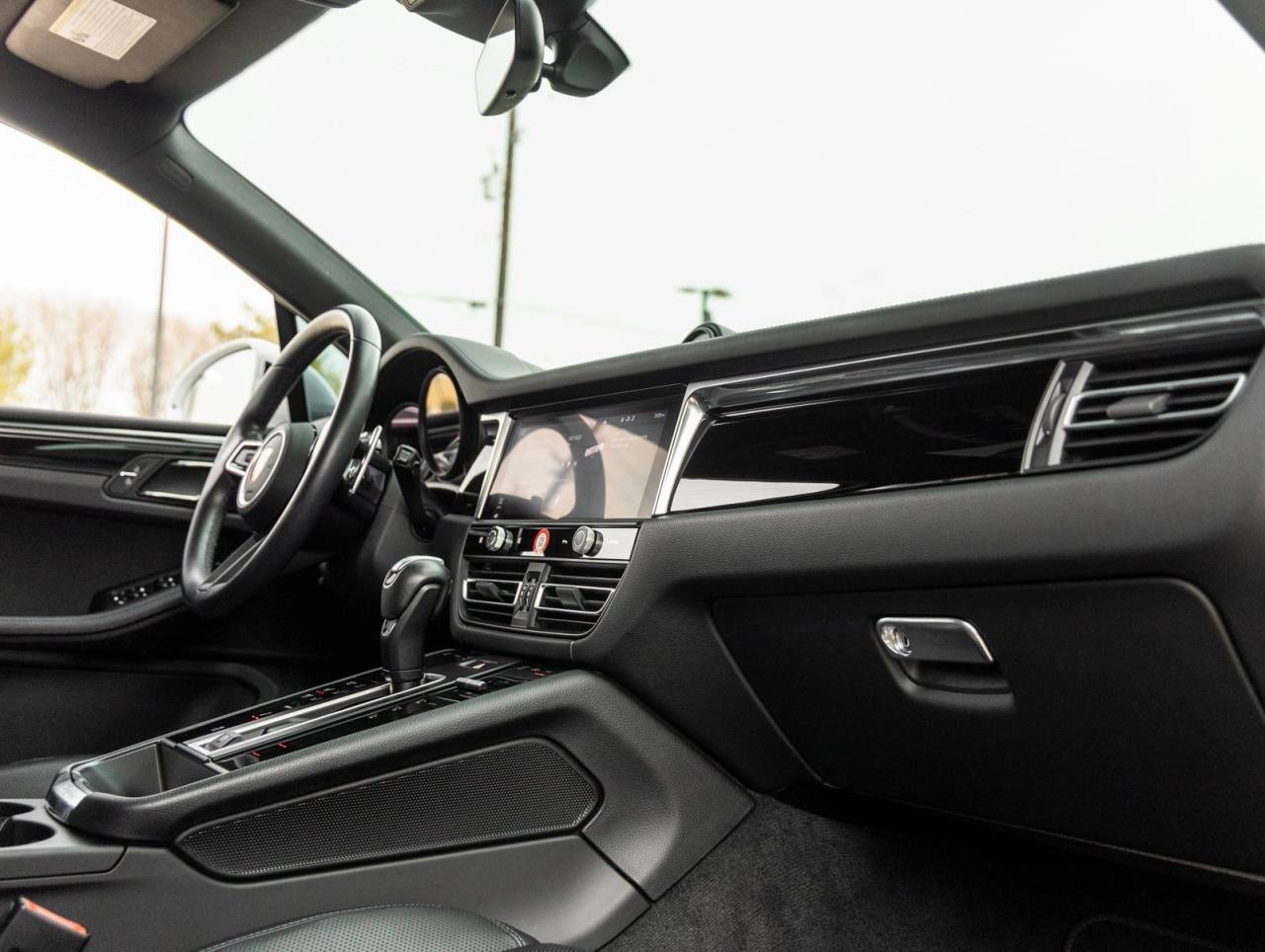 2024 Porsche Macan Macan S (MY24)