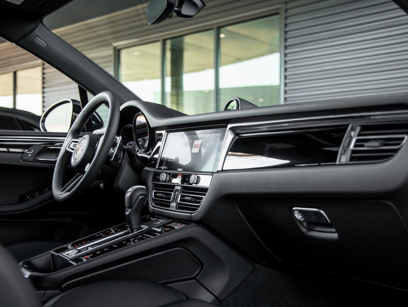 2026 Porsche Macan Macan S