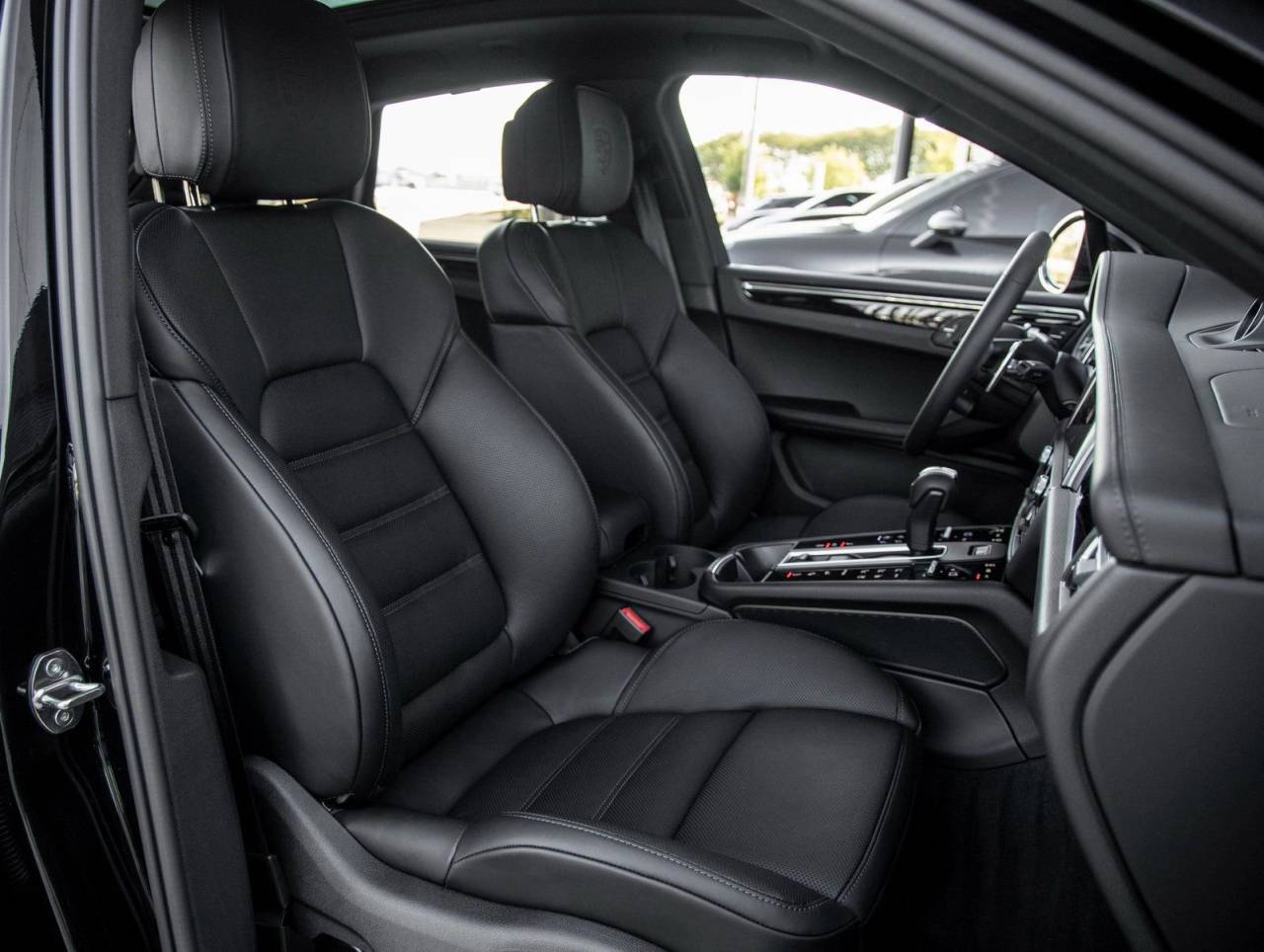 2026 Porsche Macan Macan S