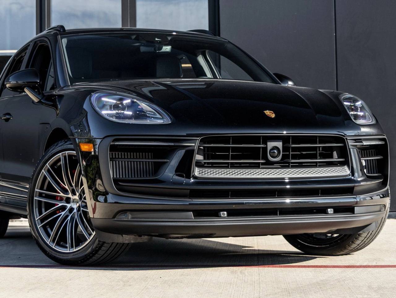 2026 Porsche Macan Macan S
