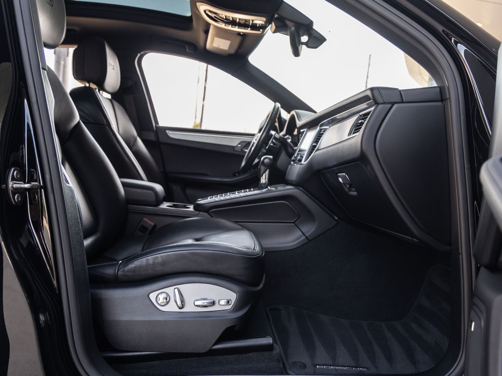 2018 Porsche Macan GTS