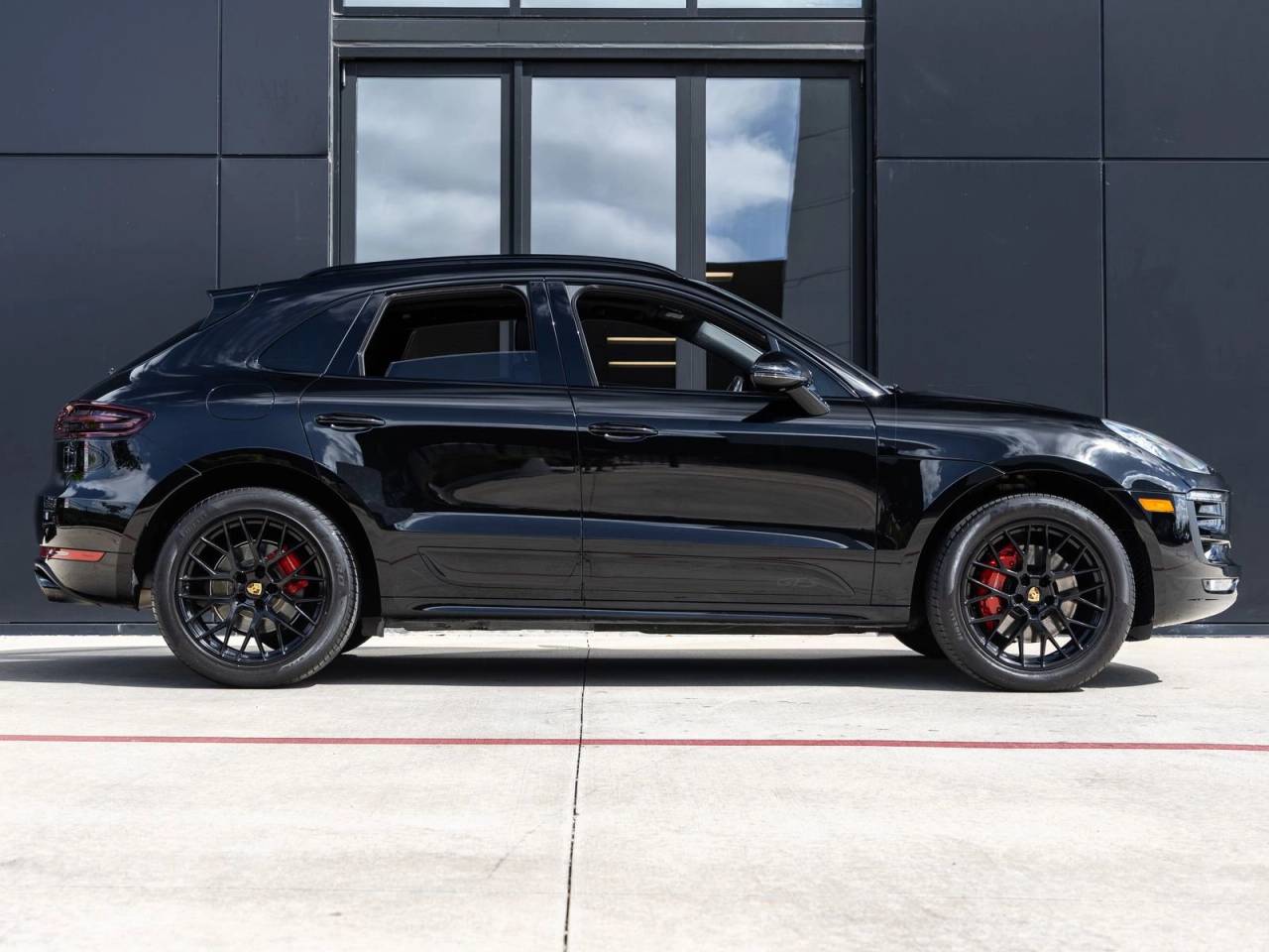 2018 Porsche Macan Macan GTS