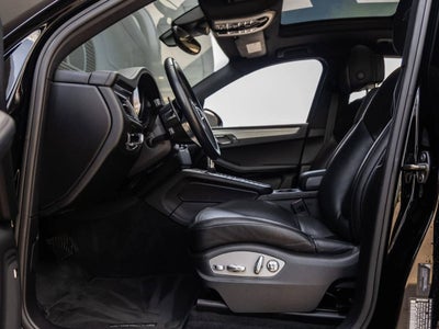 2018 Porsche Macan Macan GTS