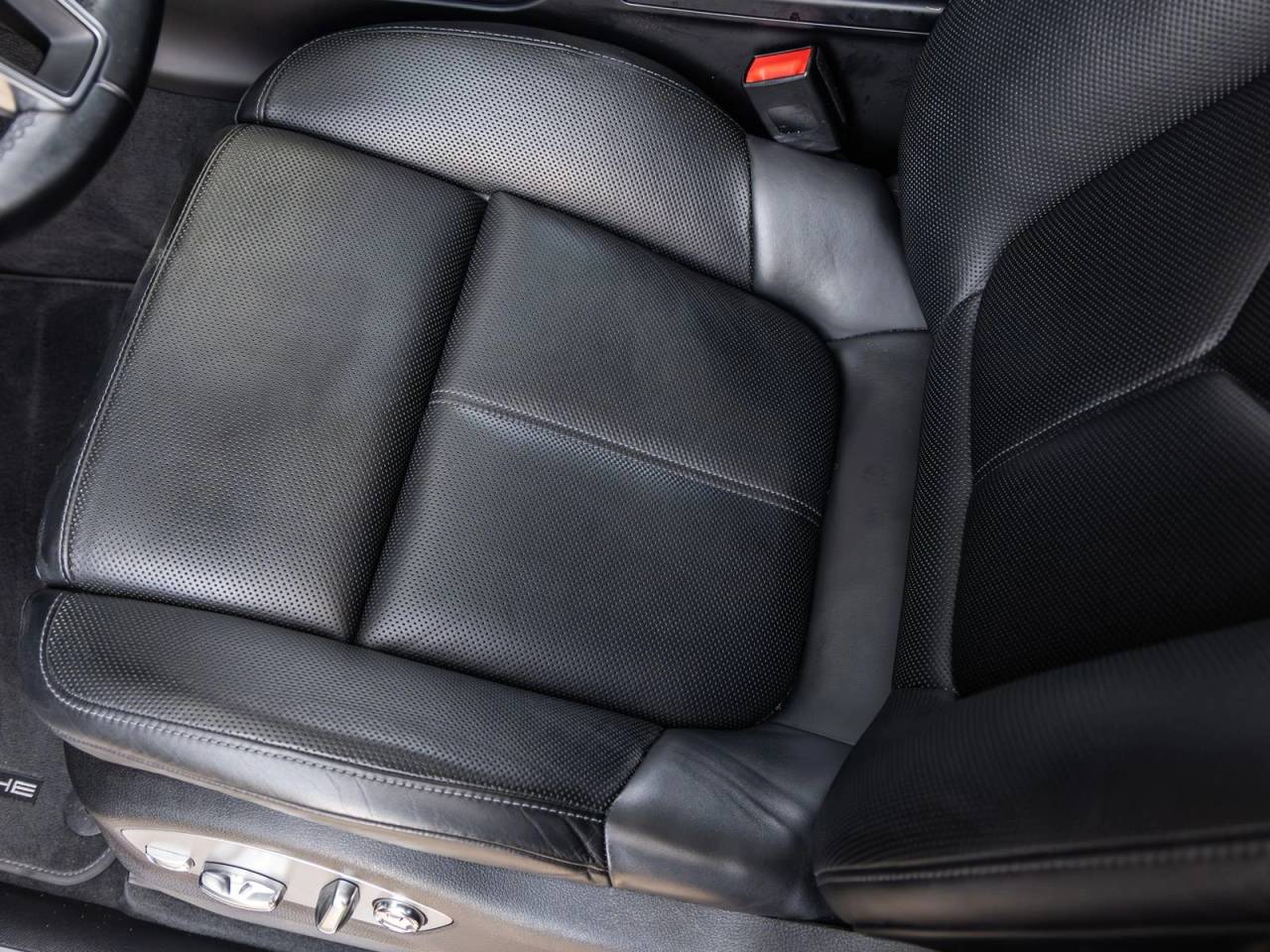 2018 Porsche Macan Macan GTS