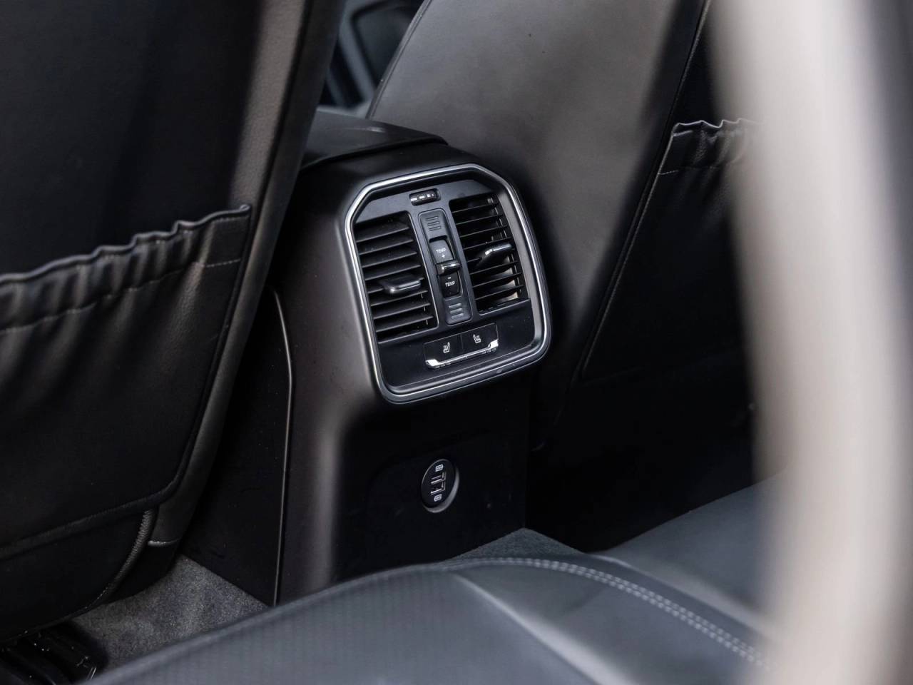 2018 Porsche Macan Macan GTS