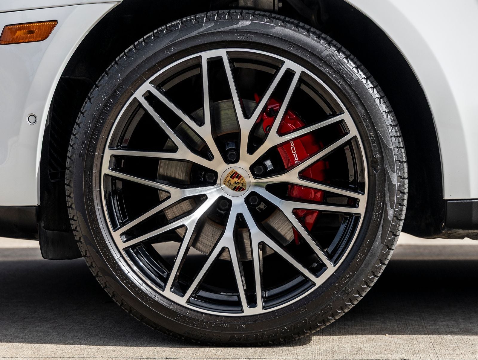 2023 Porsche Macan S