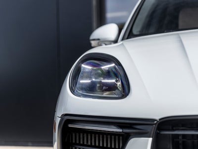 2023 Porsche Macan S