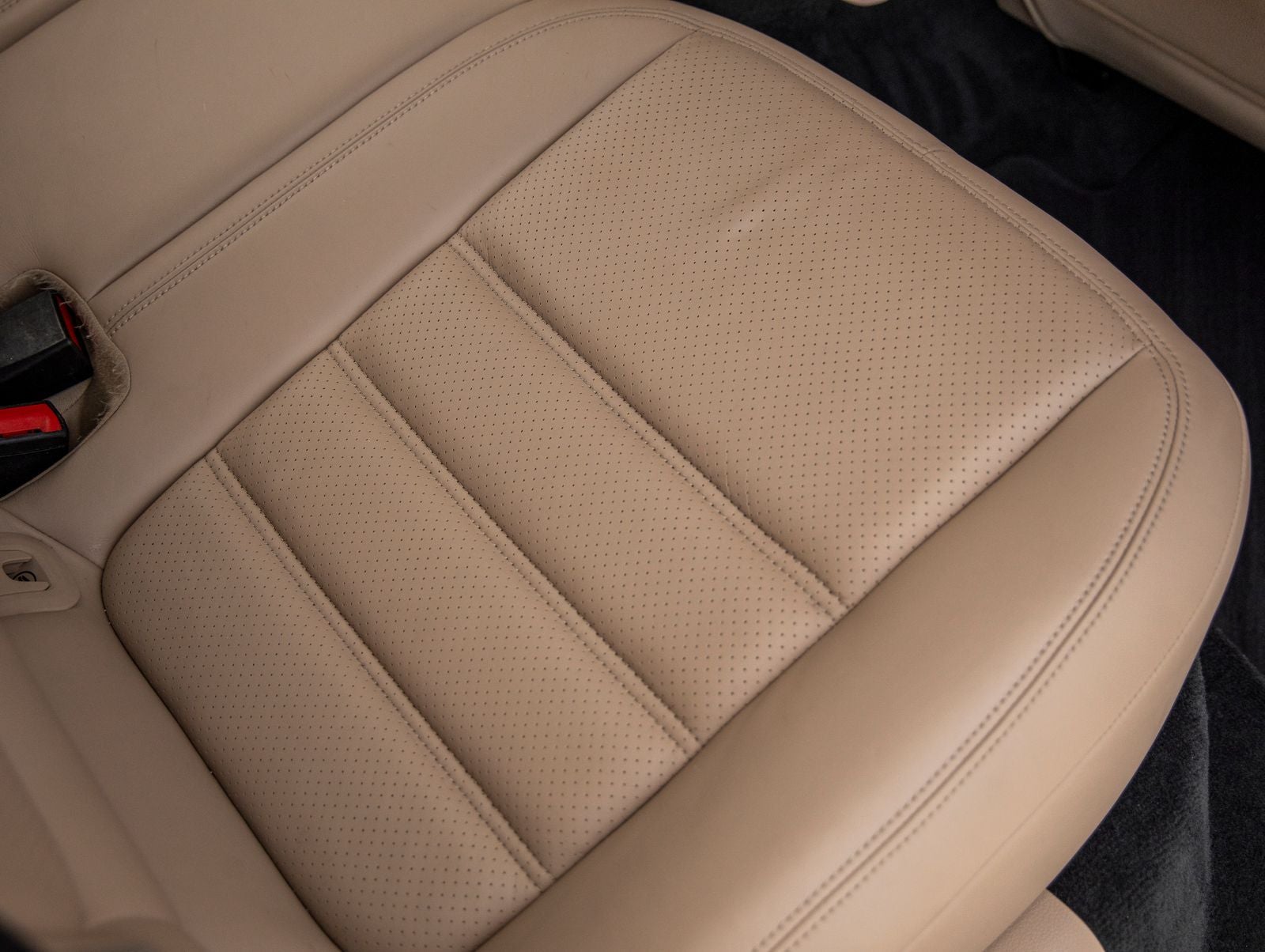 2023 Porsche Macan S