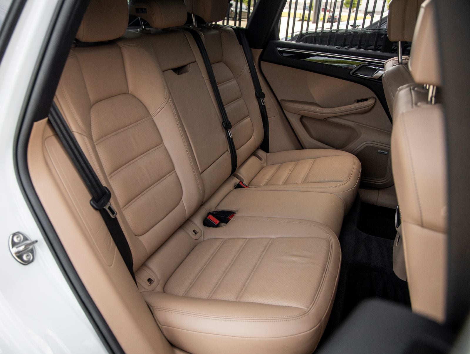 2023 Porsche Macan S