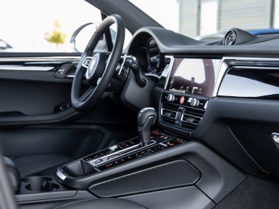 2025 Porsche Macan S