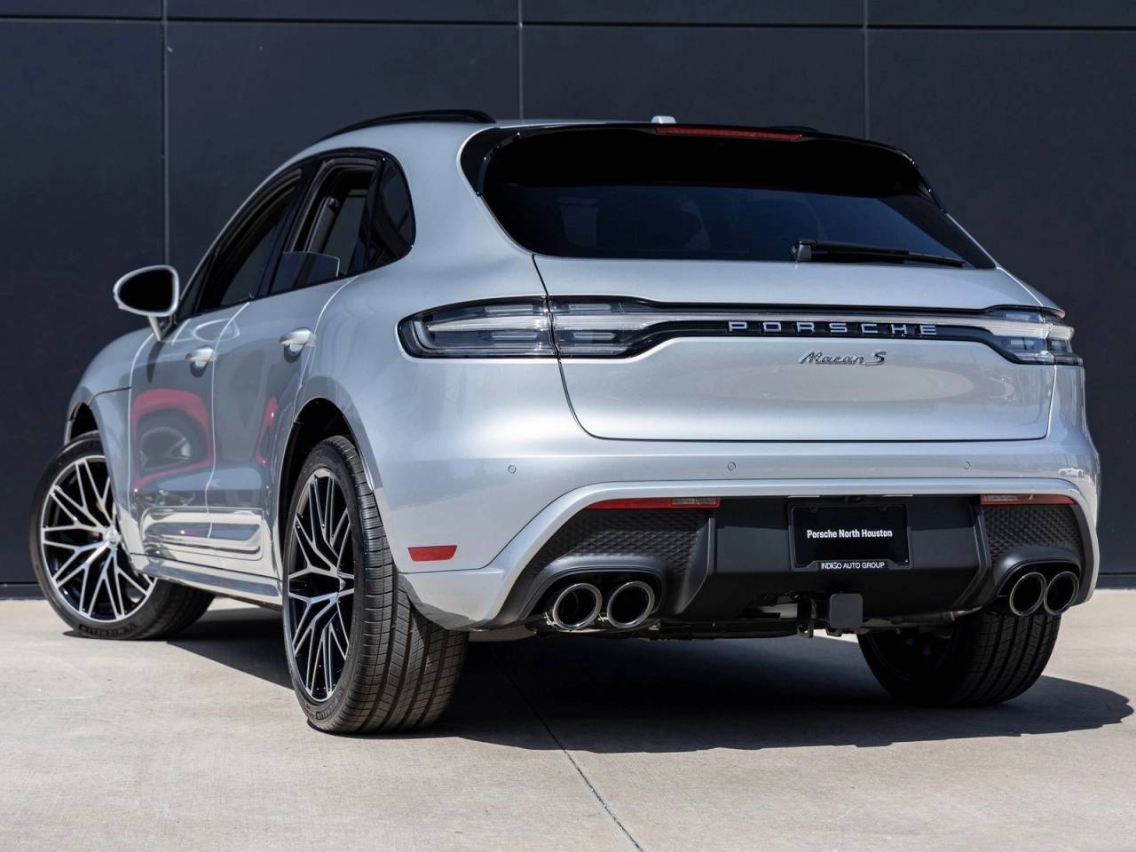 2025 Porsche Macan S