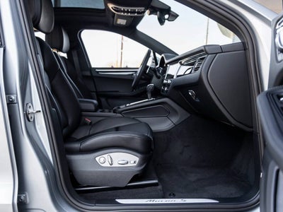 2025 Porsche Macan S